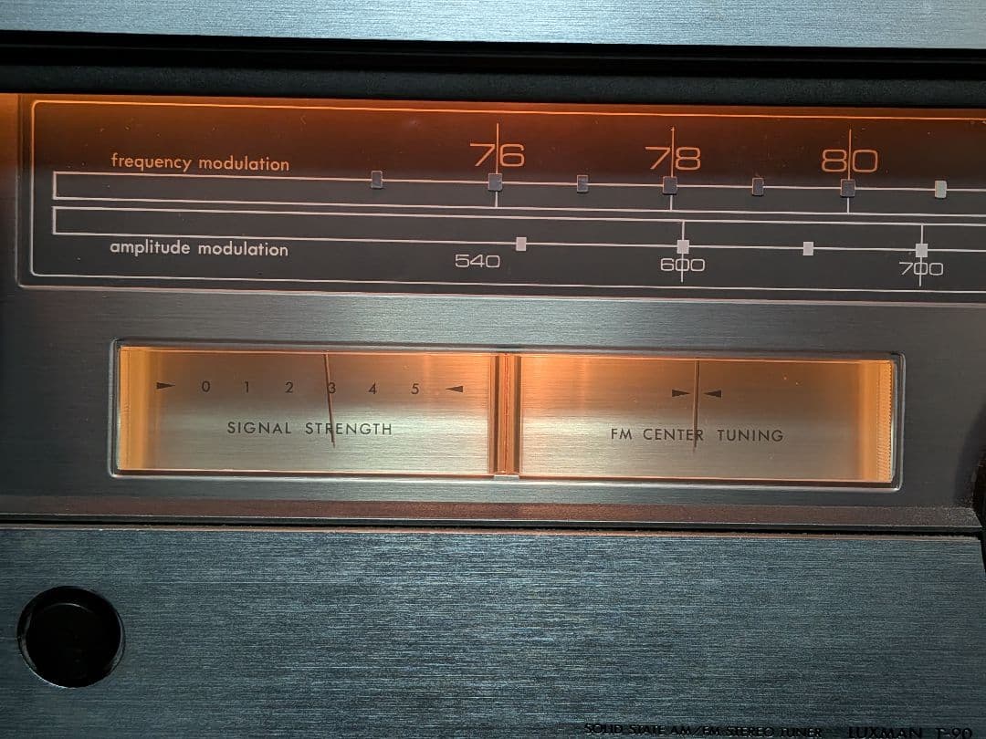 FM/AMラジオチューナー LUXMAN T-90