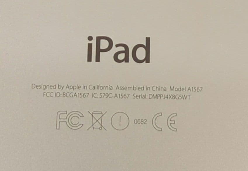 Apple iPad (モデル A1567) ゴールド