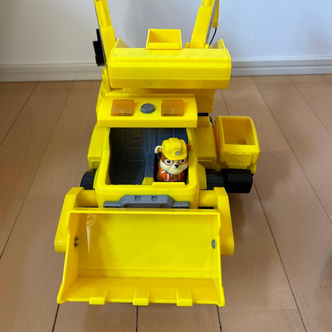 パウ・パトロール おもちゃトラック クレーン付き