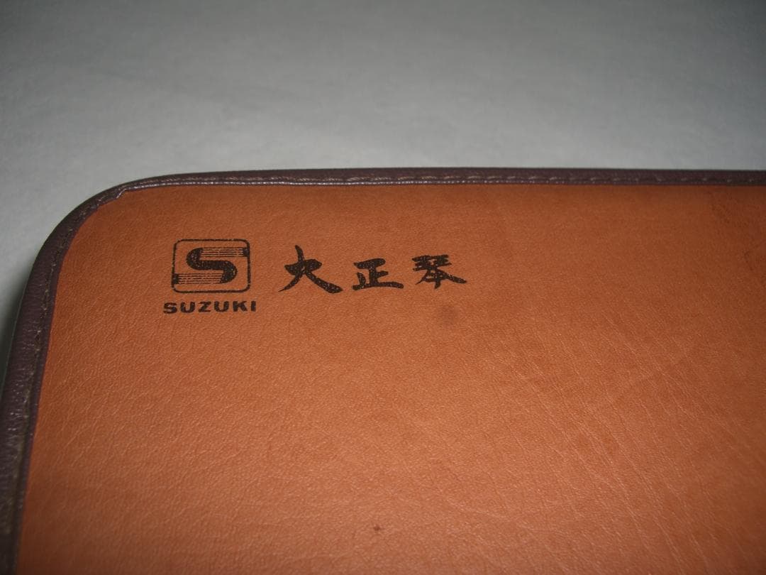 鈴木楽器製作所 SUZUKI  大正琴　特製　松です。