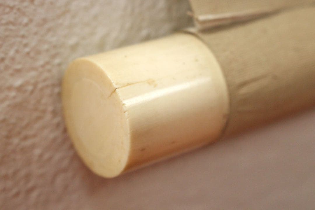 No5447 掛軸　在銘　寶泉　「月明飛雁」　絹本着色 共箱　日本画　送料無料