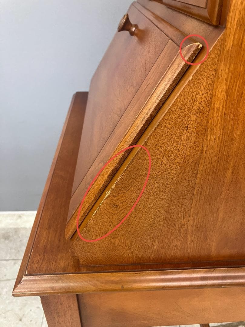 横浜ダニエル ライティングビューロ ブラウン