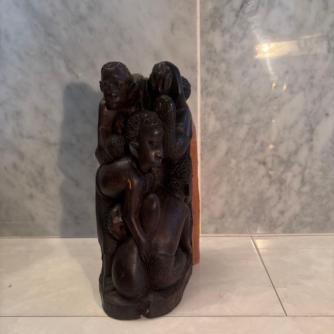 東アフリカ緻密な手彫り表情がリアルな家族愛を感じるマコンデ彫刻プリミティブアート