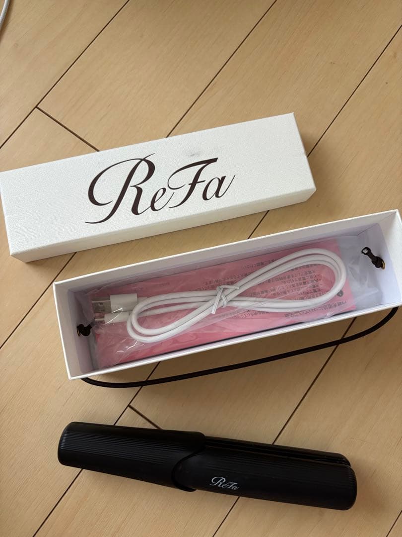 ReFa リファ　ブラック ヘアアイロン　フィンガーアイロン