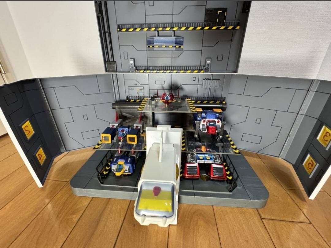 ボルテスV　格納用　大鳥島 ビッグファルコン基地