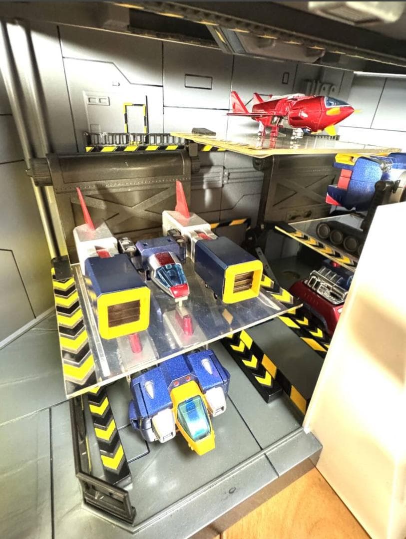 ボルテスV　格納用　大鳥島 ビッグファルコン基地