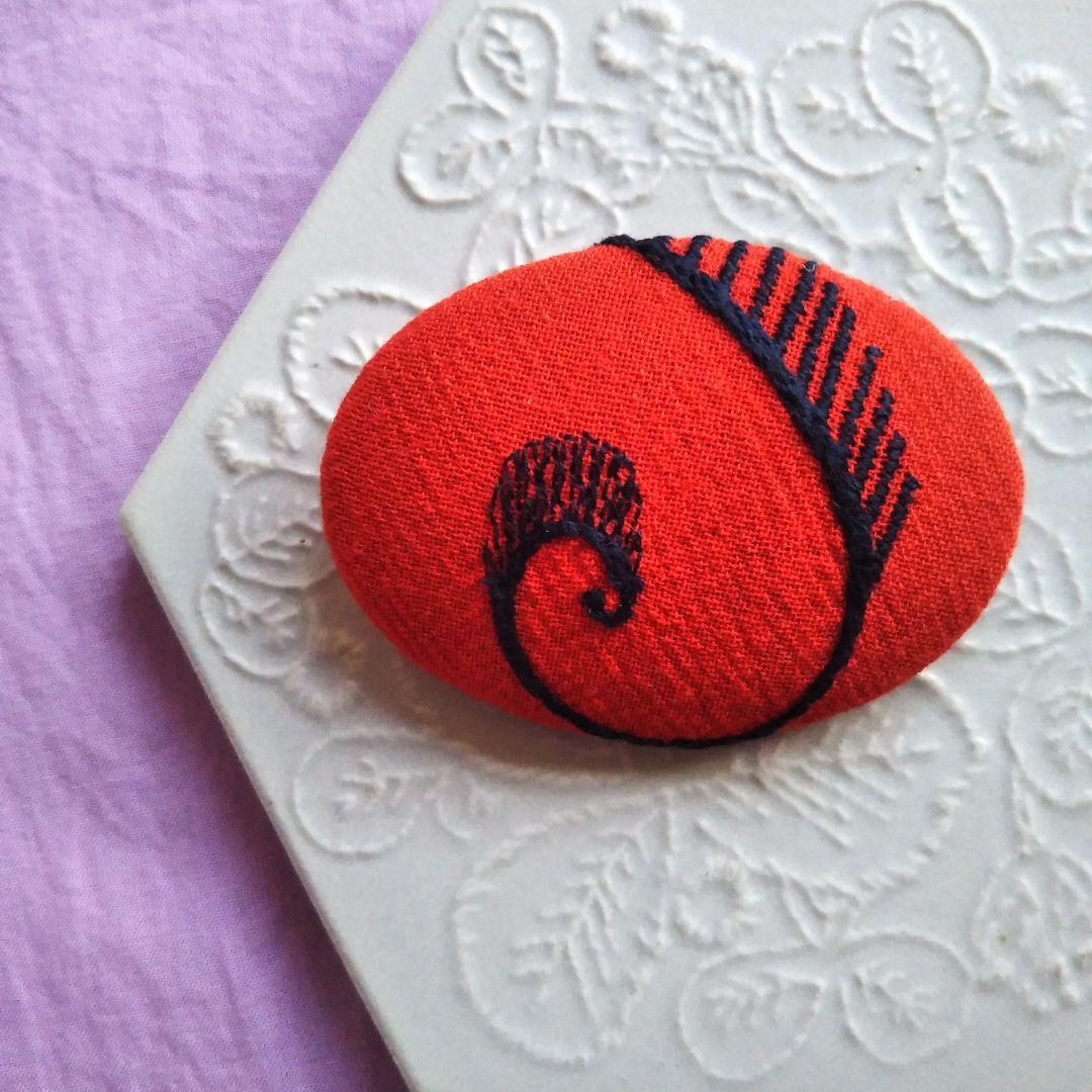 専用 ⑩119ミナペルホネン ハンドメイド ブローチアクセサリー