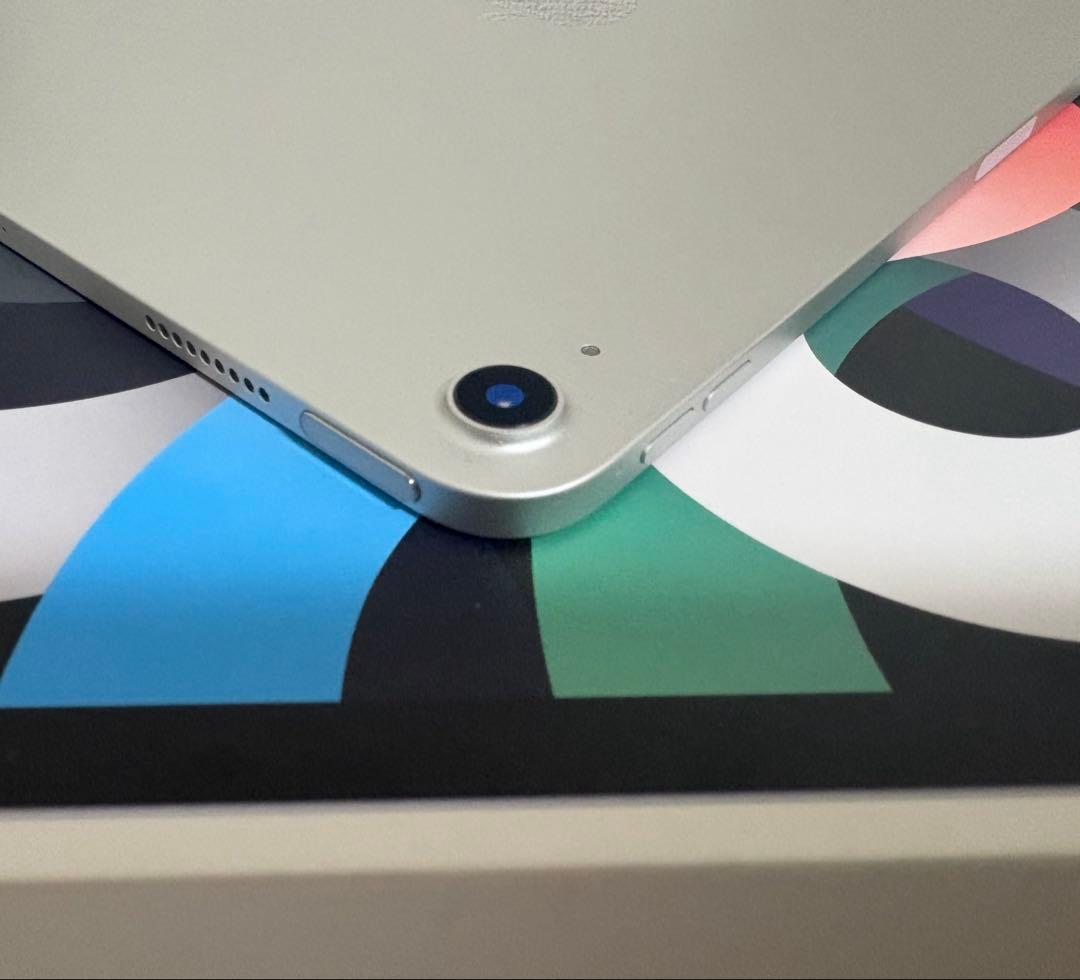 Apple iPad 第4世代本体 magic Magic Keybord付き