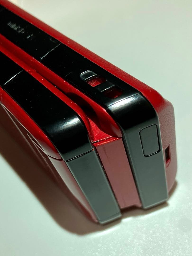 Vodafone SHARP 折りたたみ式携帯電話 レッド　希少品