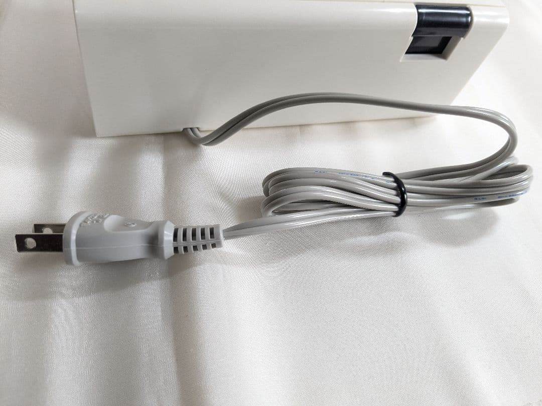 【新品未使用】 レトロ sankyo ザックスDT-612 デジタル時計 白