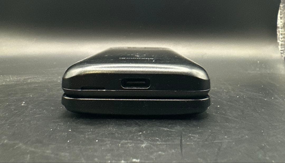 SH351 DIGNO NP902KC ブラック 携帯電話本体 ワンセグ 京セラ