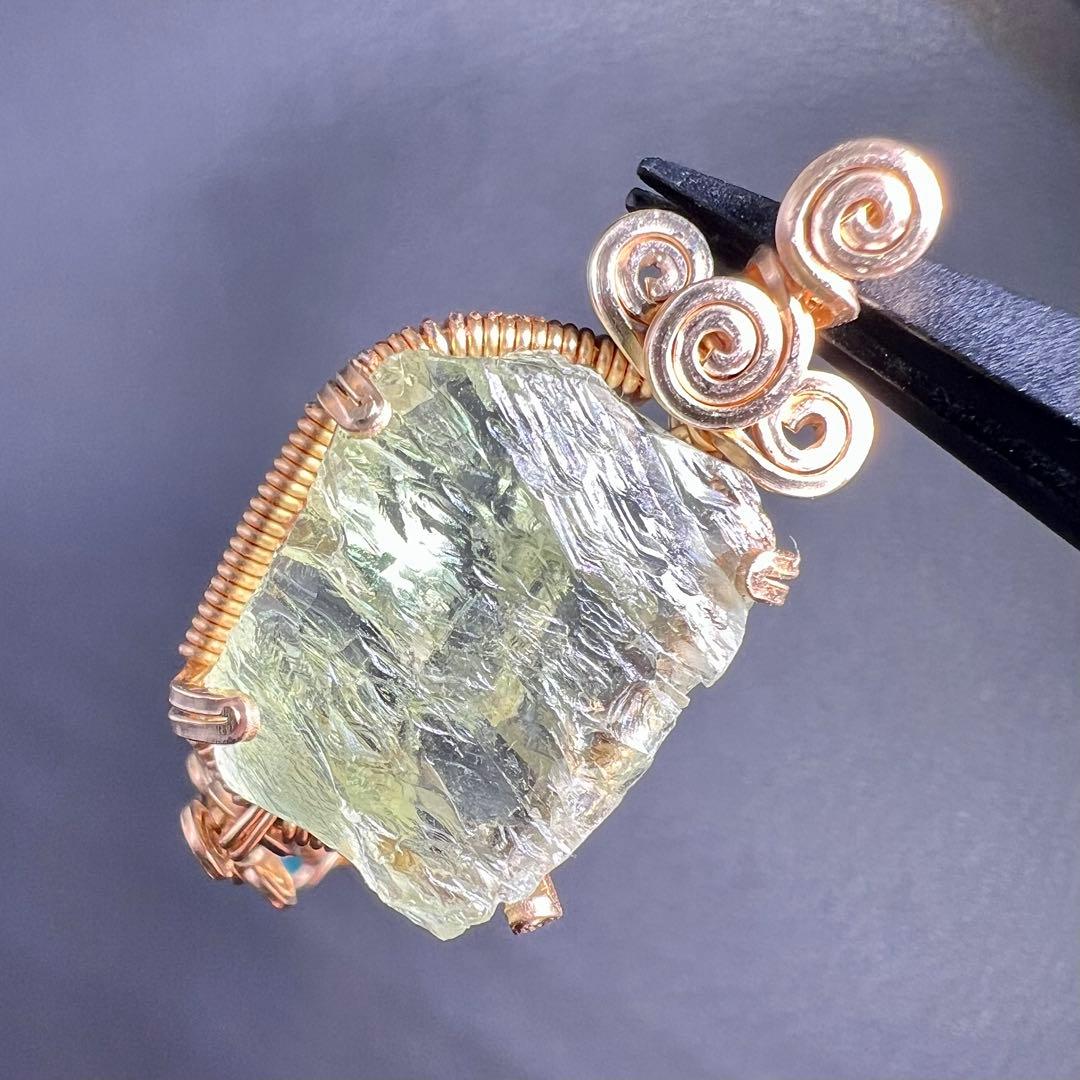 天然石　ヘリオドール＆アウイナイト　原石　ペンダントトップ 14kgf