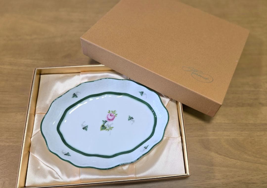 Herend【ウィーンの薔薇】楕円形プレート