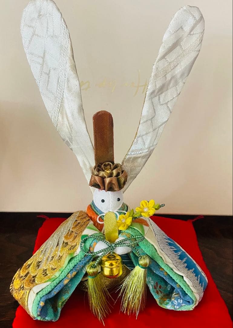 おばあちゃんのハンドメイド　着物うさぎ人形　男の子　刺繍　アンティーク着物