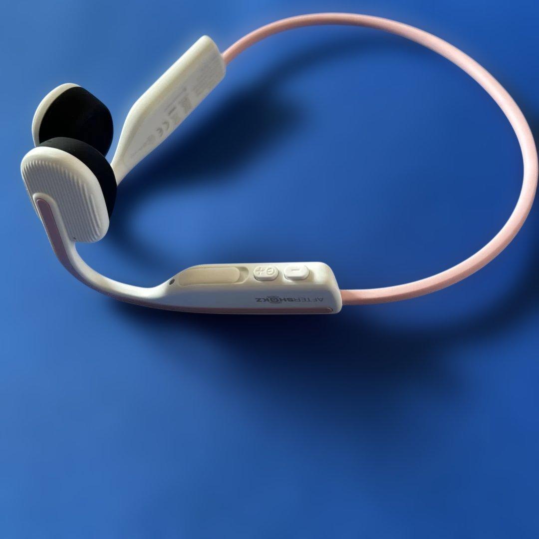 【美品】AFTERSHOKZ OPENMOVE 骨伝導イヤホン　AS660