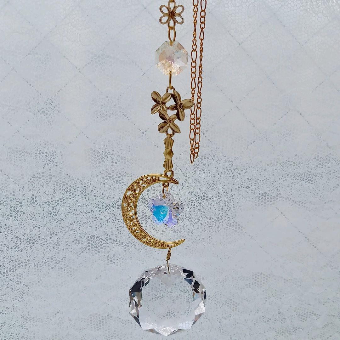 サンキャッチャー♡ハンドメイド「透明ダリアとオーロラフラワー❁⃘*.゜ 」