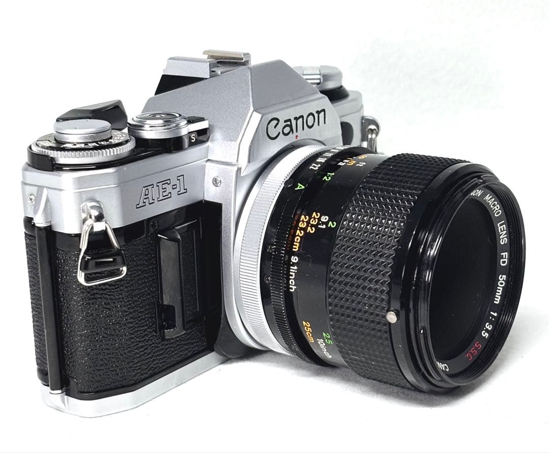 【完動品】キャノンAE-1 &マクロFD50mm 354350 《美品》