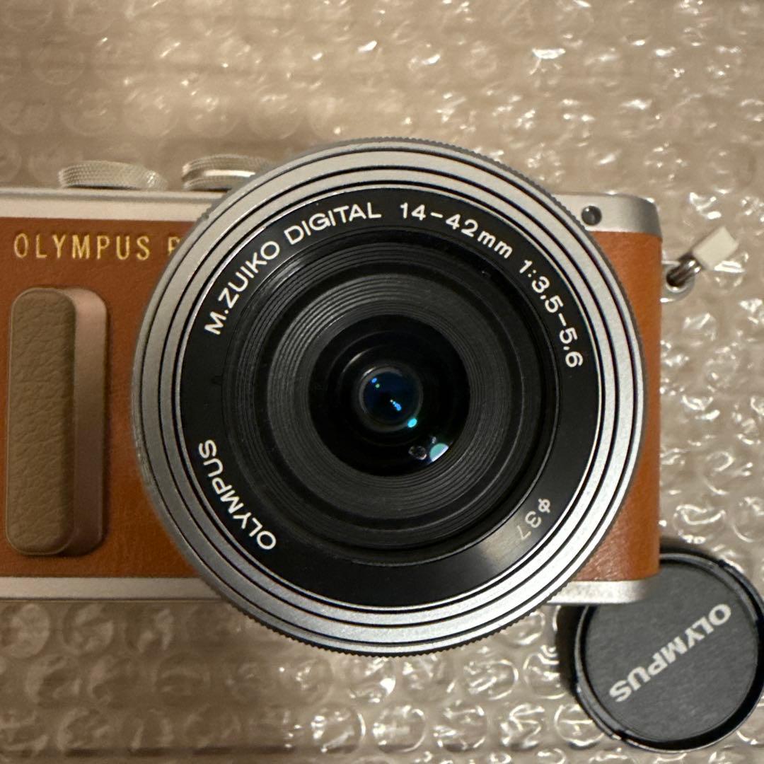 ミラーレス一眼 OLYMPUS E-PL8