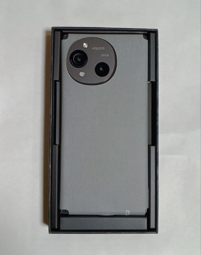 AQUOS R10 SH-M31 チャコールブラック SIMフリー