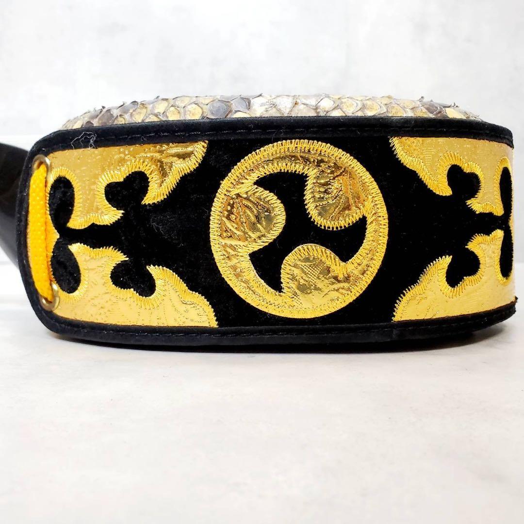 【美品】 沖縄三線 高級クロコ調ハードケース付き 和楽器 三味線 弦楽器