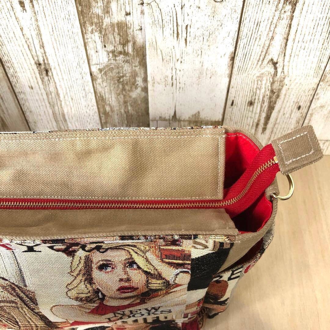 ショルダーバッグ　ハンドメイド　デニムリメイク　キャメル×レッド【新品デニム】
