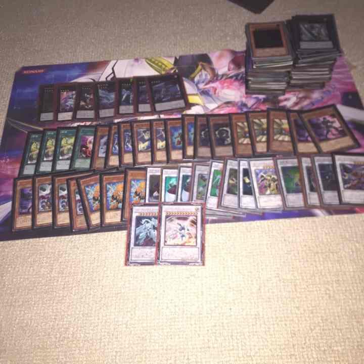 引退 遊戯王 写真四枚