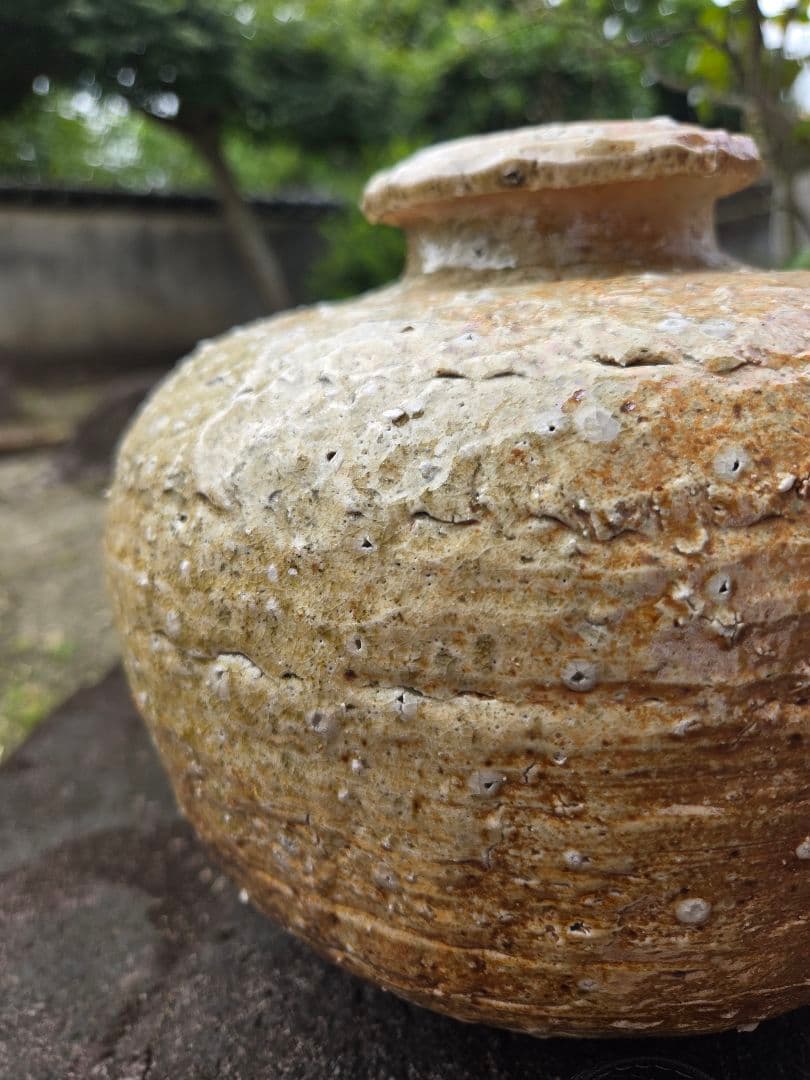 陶器製花瓶 　焼き物　壺