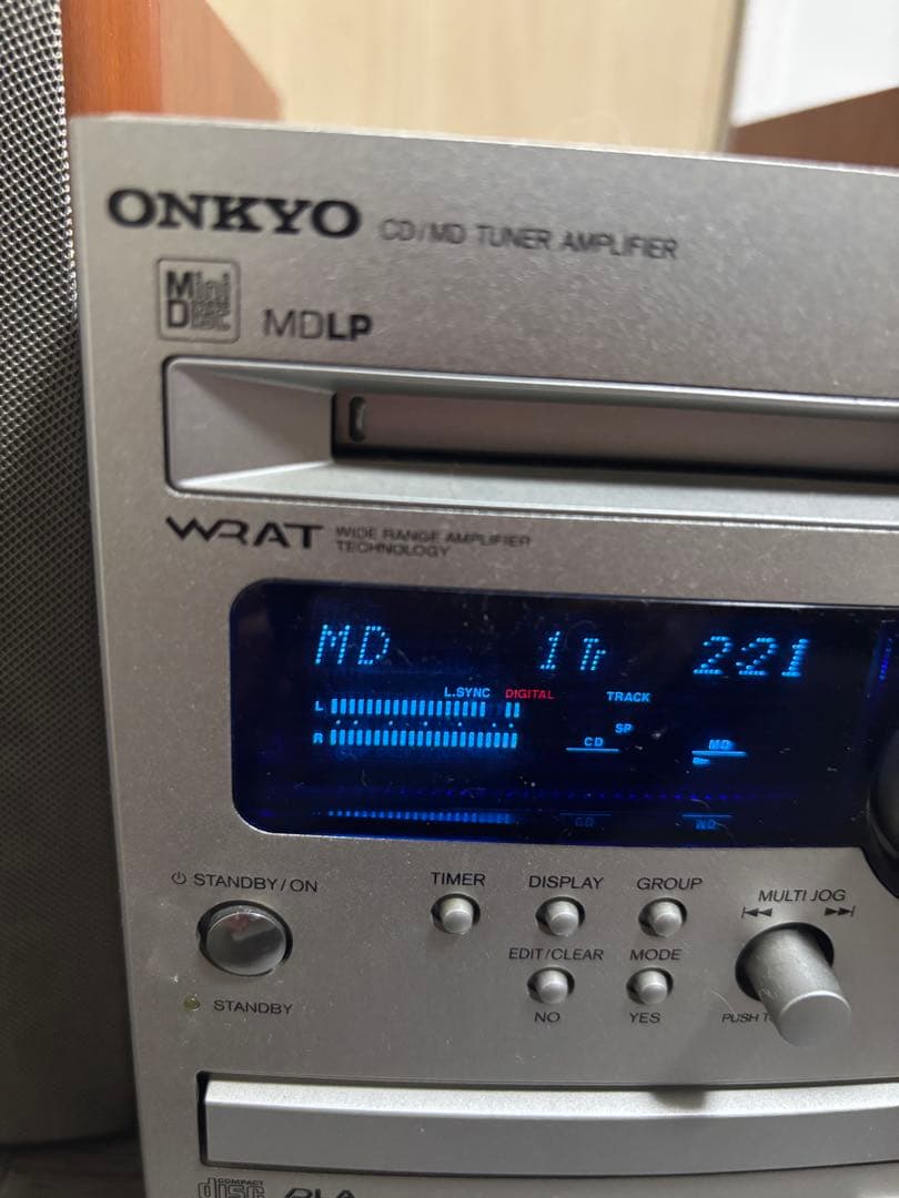 ラジオ・コンポ ONKYO CD/MD Tuner Amplifier