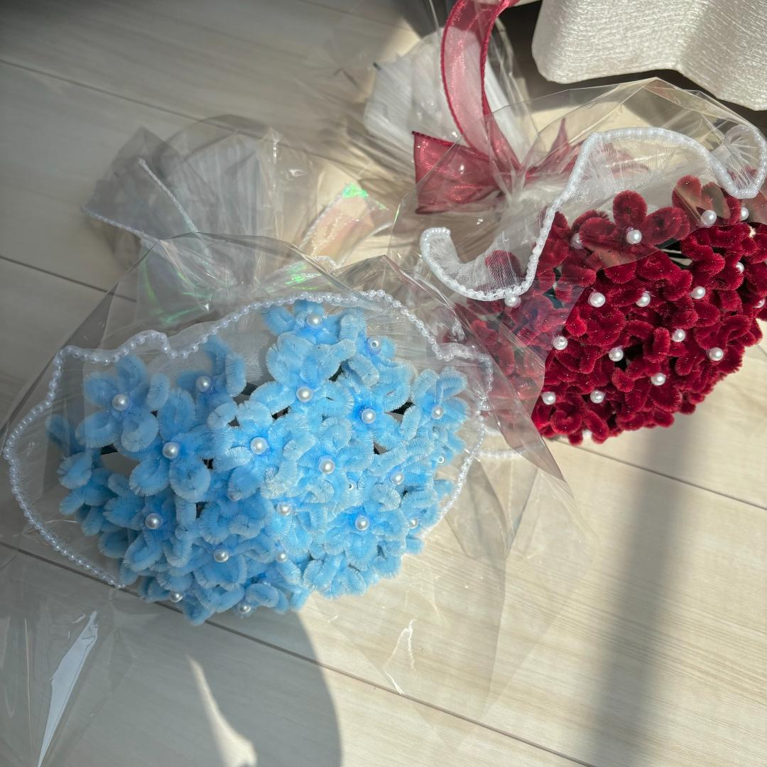 るか　赤　青　小花ブーケ