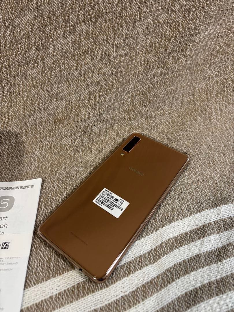 Galaxy A7 64GB ゴールド SM-A750C［5G非対応］箱付