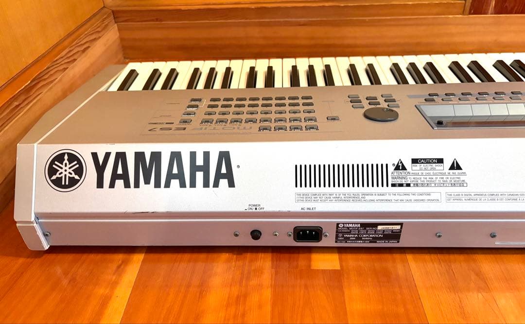 YAMAHA シンセサイザー MOTIF ES7 日本製 ハードケース付