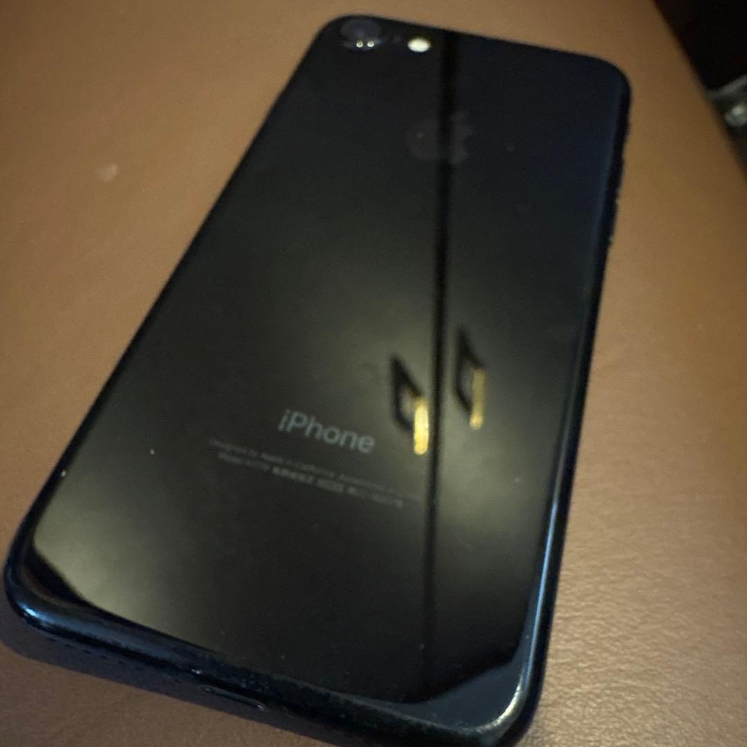 Apple iPhone 7 ブラック 本体128GB
