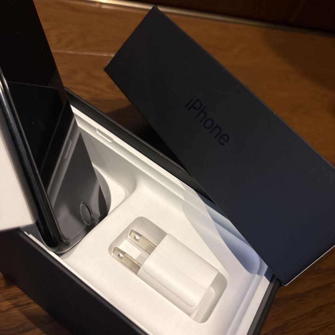 Apple iPhone 7 ブラック 本体128GB