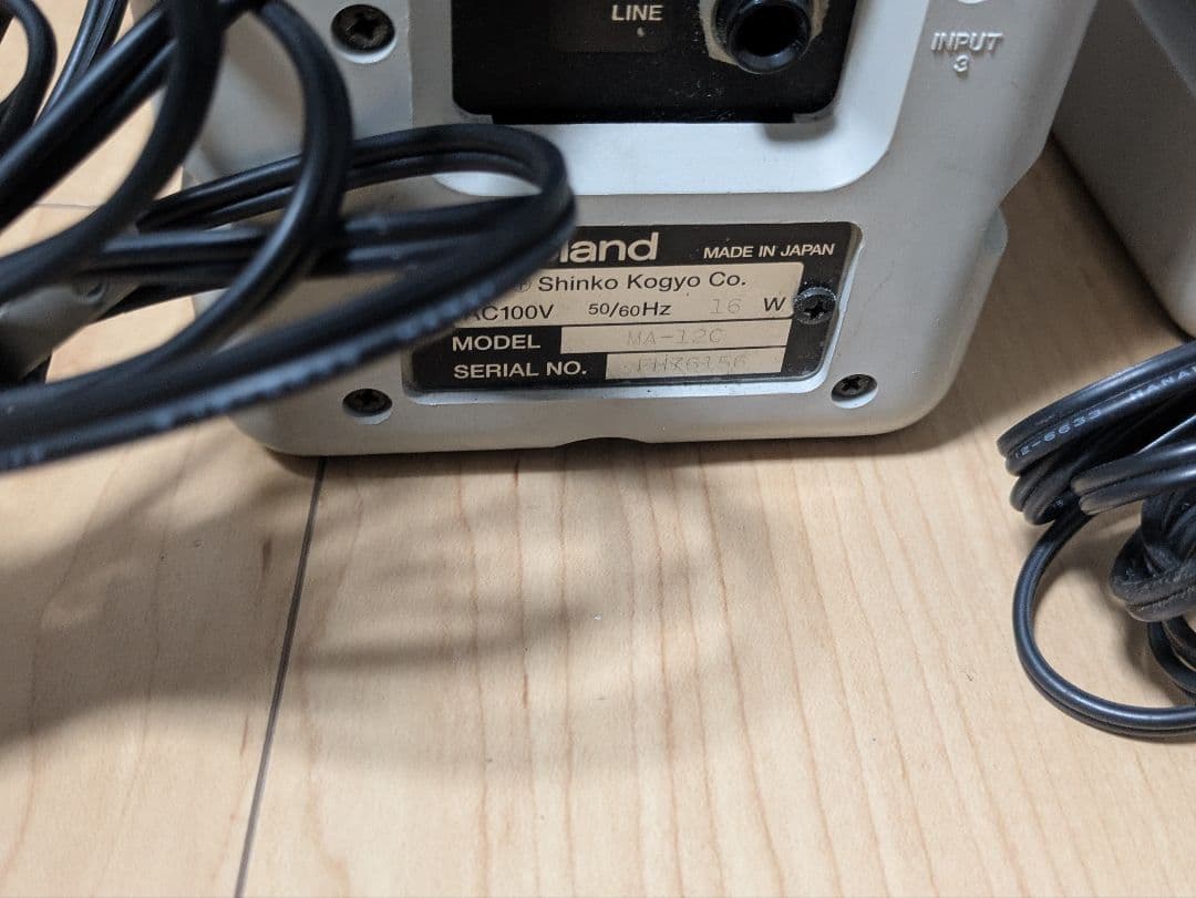 Roland MA-12C アクティブスピーカー