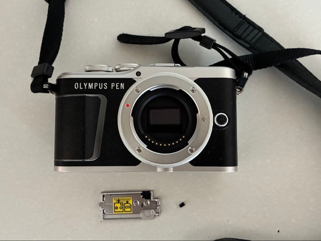 OLYMPUS PEN E-PL9 〈ジャンク品〉