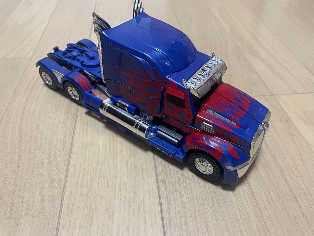 TLK-15 19 オプティマスプライム メガトロン