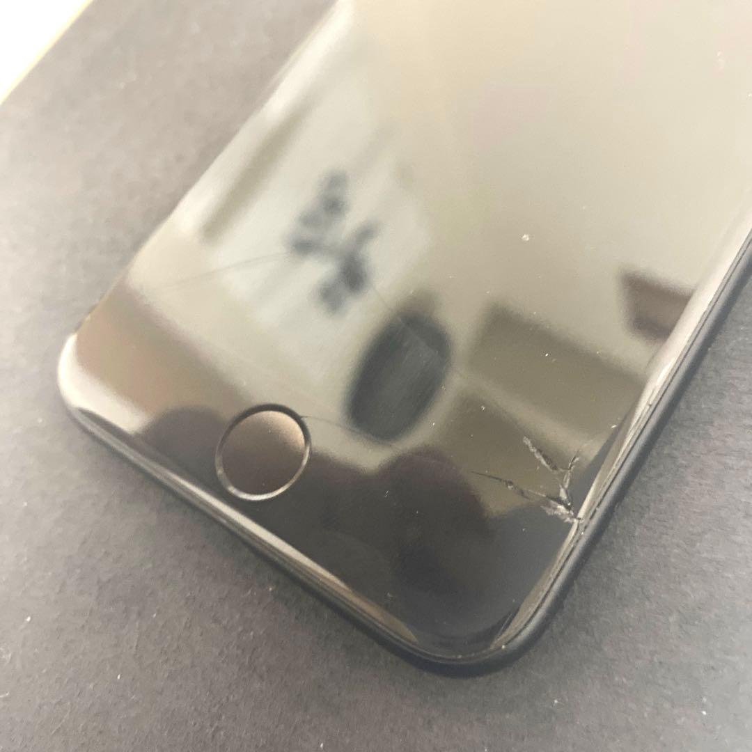 iPhone se 第2世代 128GB ブラック iFaceのケース付き