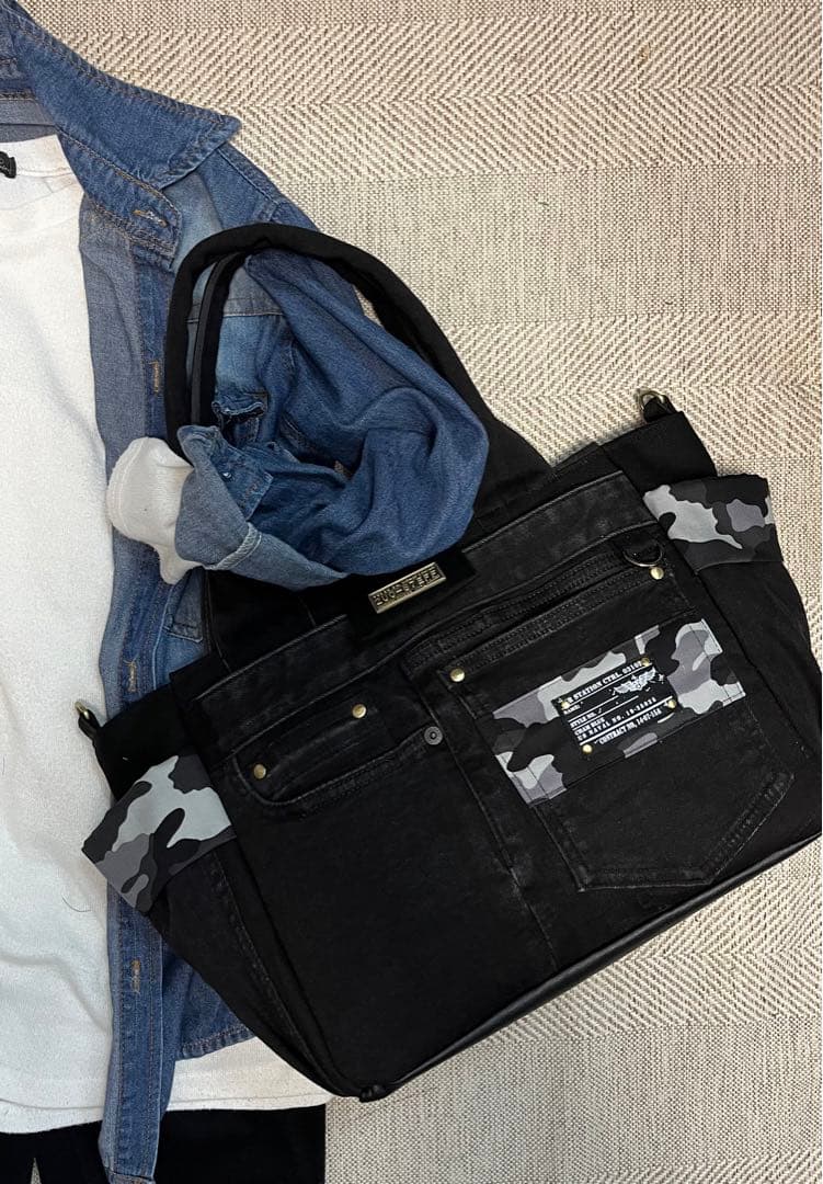 大きめデニムリメイクバッグ（LL）No.748☆トートバッグ　旅行バッグ
