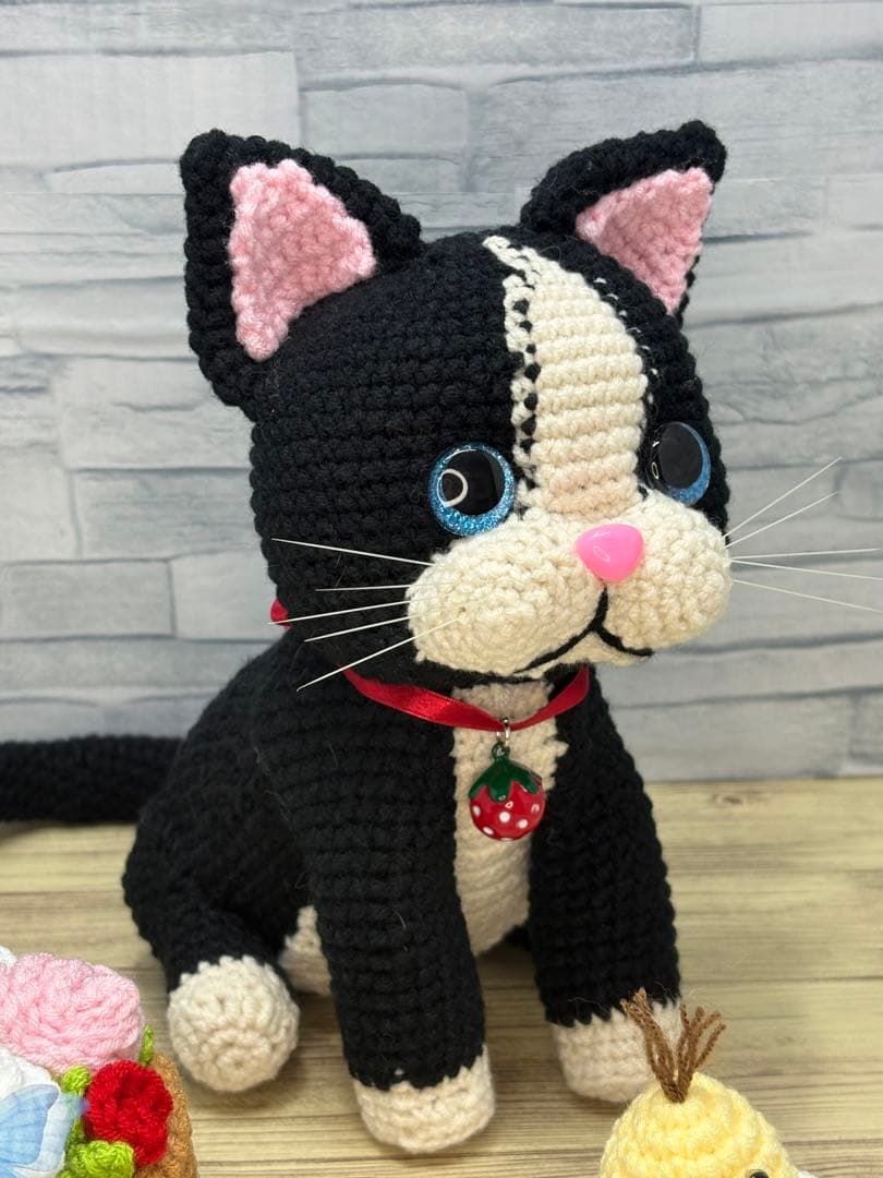 あみぐるみ 猫ぬいぐるみ カントリードール カントリー雑貨 ハチワレ猫ちゃん