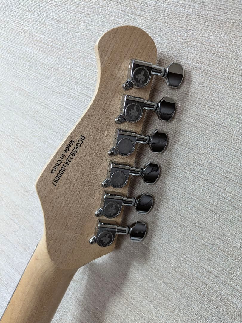 美品 ドナー エレキギター ストラトキャスタータイプ 初心者 中古