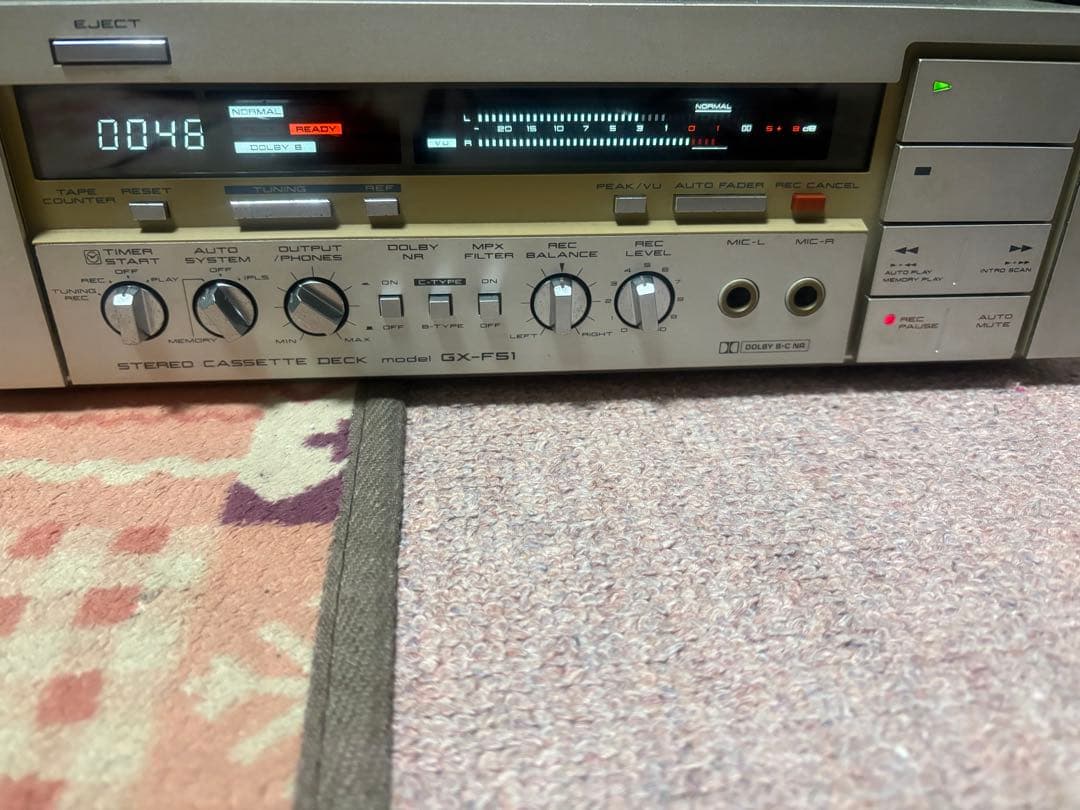 アカイ　カセットデッキGX-F51