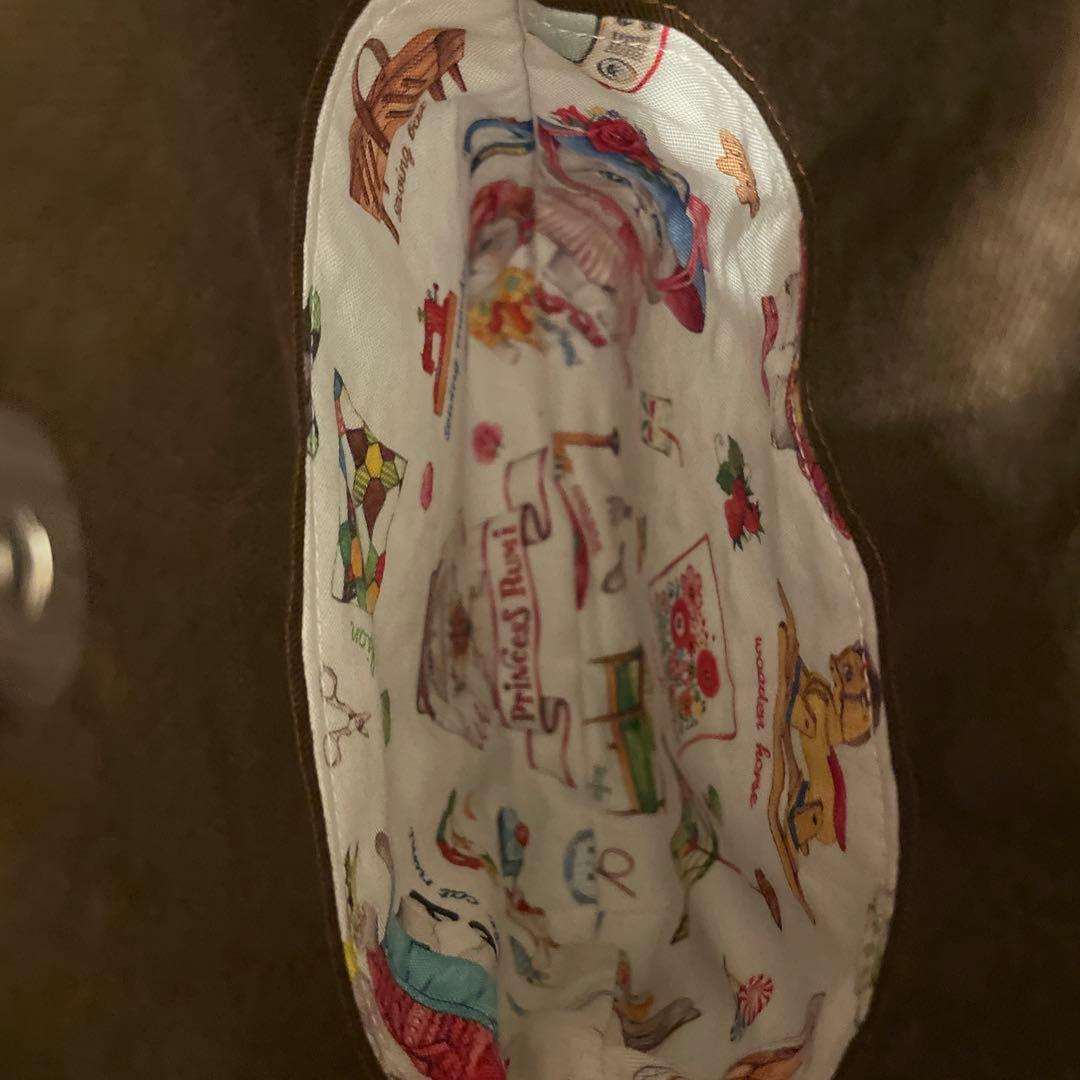 なぉ・コヤンイサムチョン・チョコレートストロベリー・アリス・サコッシュ