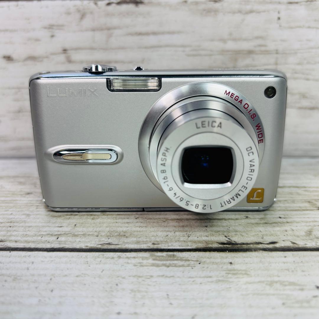 【動作良好】Panasonic デジタルカメDMC-FX07 シルバー