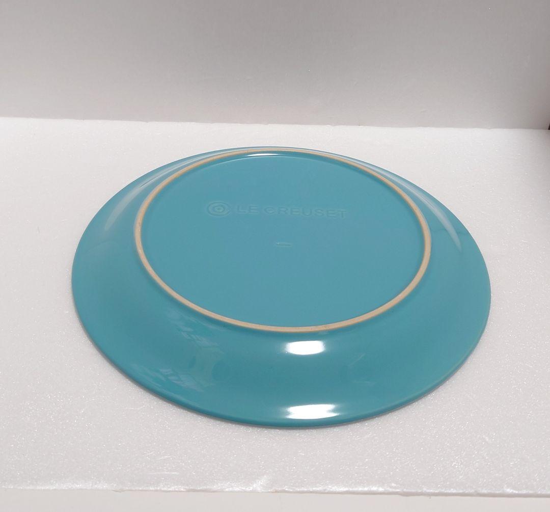 【新品】ル・クルーゼ　ラウンドプレート 23cm 赤以外