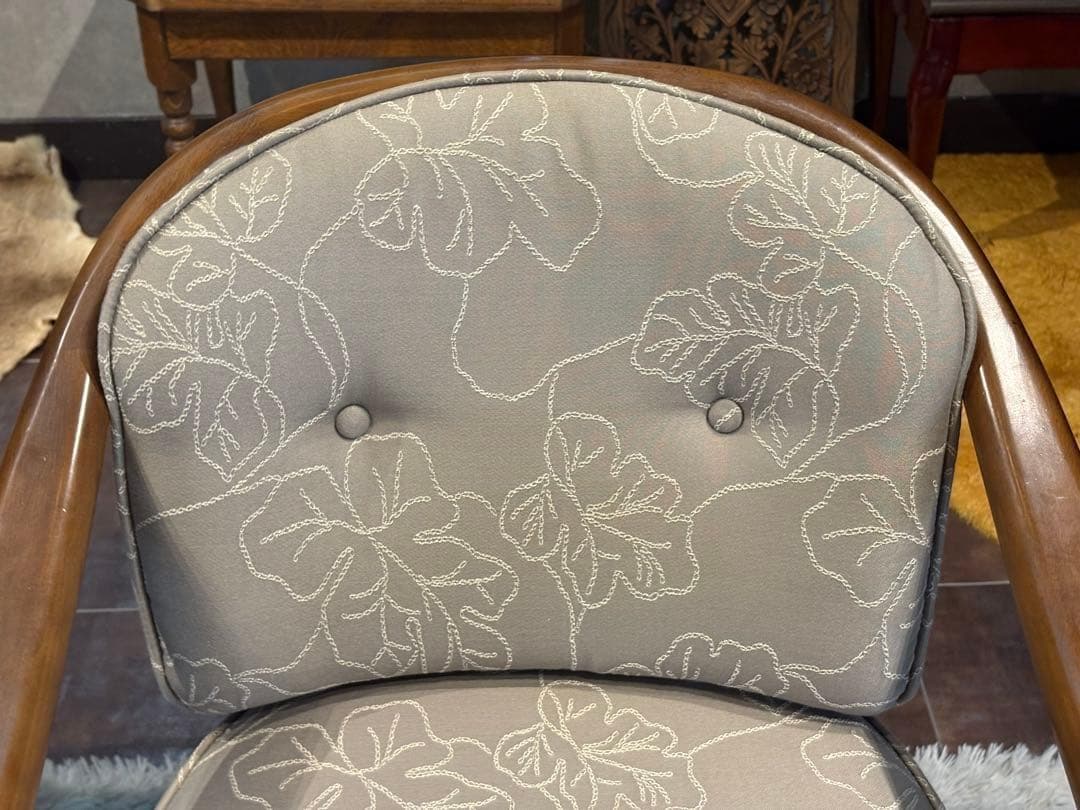 ②カリモク　karimoku アームチェア　アンティーク　ヴィンテージ SZ