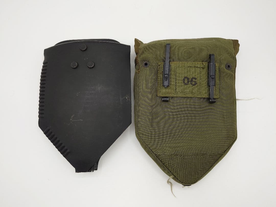 アメリカ軍実物放出品　69年製 イントレンチングツール（折りたたみ式）