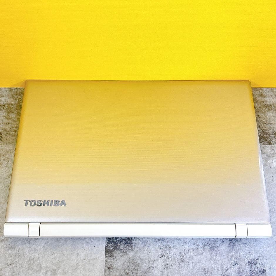 新品SSDで快適✨おしゃれゴールド❣ブルーレイ フルHD 薄型 カメラWin11