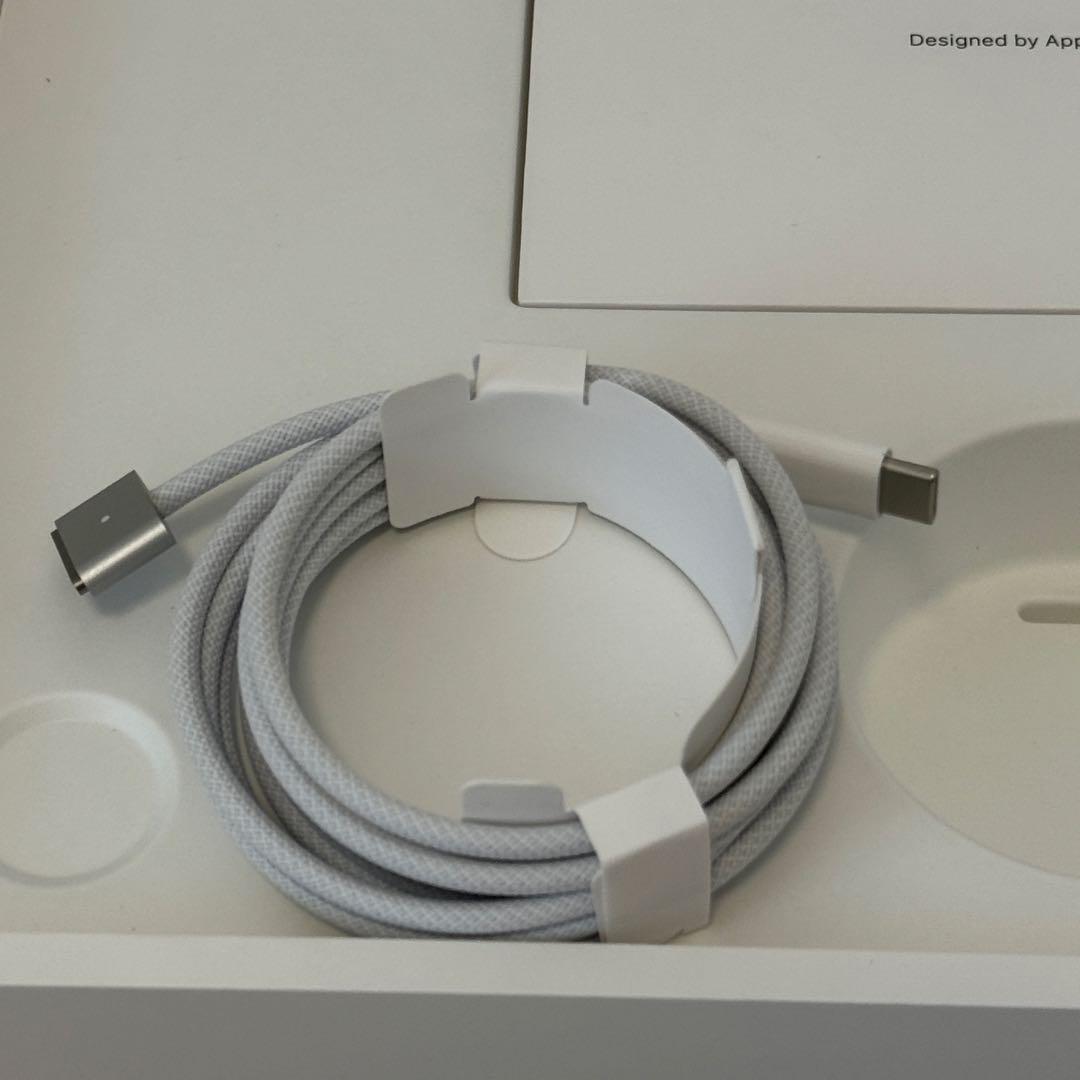 Apple MacBook Air M4(2025年モデル)シルバー