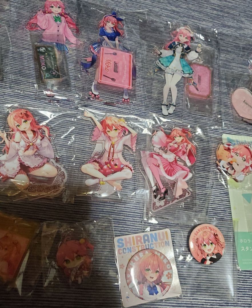 ホロライブ　さくらみこ　アクリルスタンドなど　　　20点セット