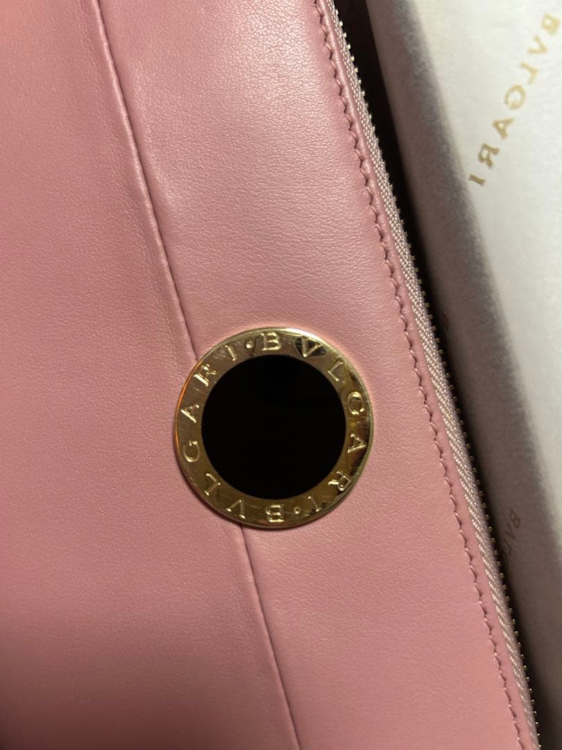 箱付き　美品　BVLGARI レディース財布